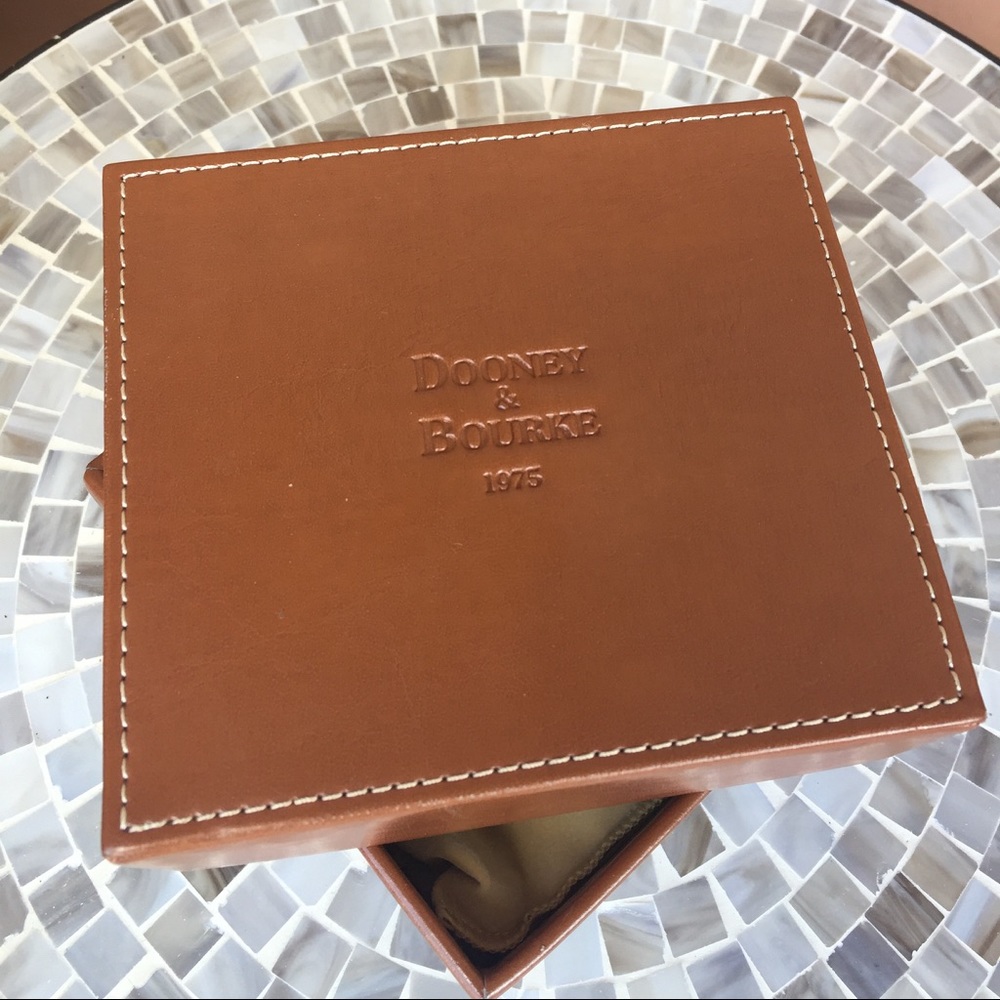 Dooney & Bourke Wallet Presentation Box